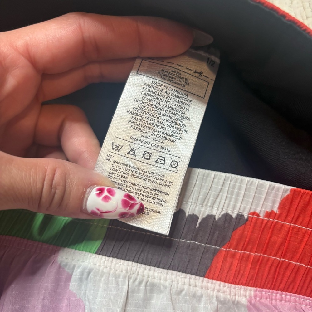 Adidas x Marimekko 2-in-1 Running Shorts Size Large - Picture 7 of 10